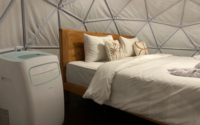Glamping @ Pebbles & Fins by ZUZU