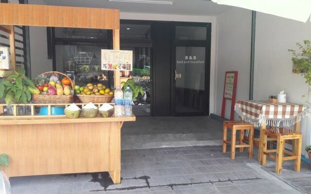 SS Store Bed & Breakfast