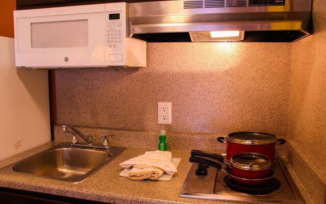 Suburban Studios Albuquerque Uptown