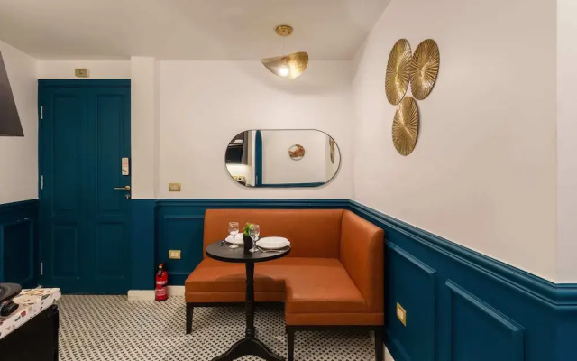 The Neat Nostalgic 2bdr Apt. @ Cairo's Downtown