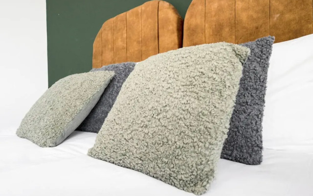 Stylish Modern Apartment - Free Parking - W