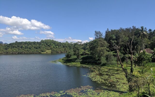 Casa Lake View Resort