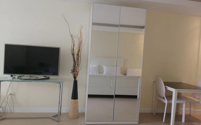 View Talay 6 Condominium by Honey