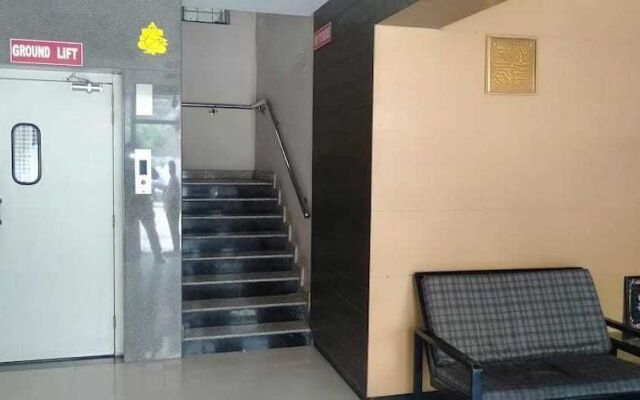 i-ROOMZ Hoysala Residency