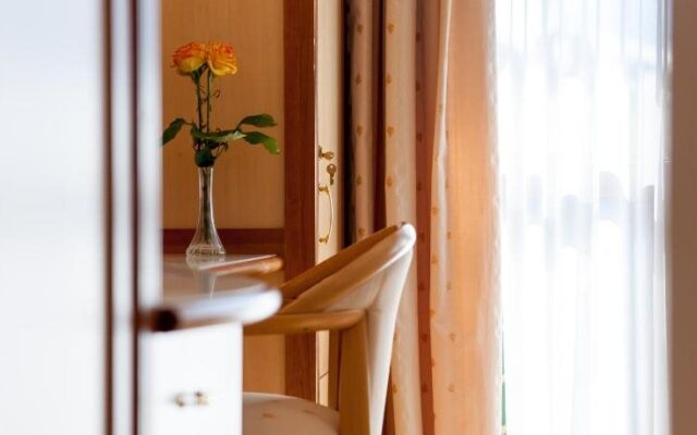 Alpina deluxe & Nebenhaus Sonnberg