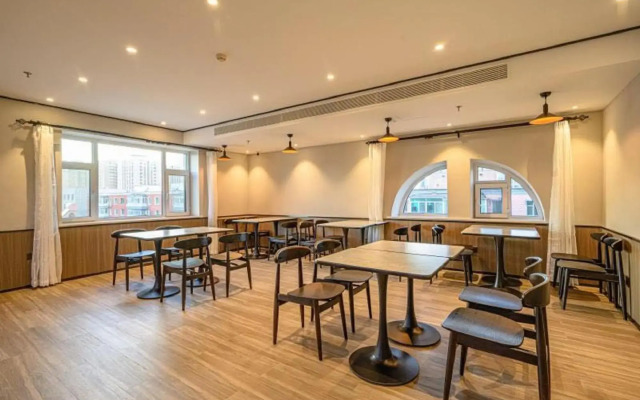 HanTing Hotel (Changchun Chongqing Road Huoli City)