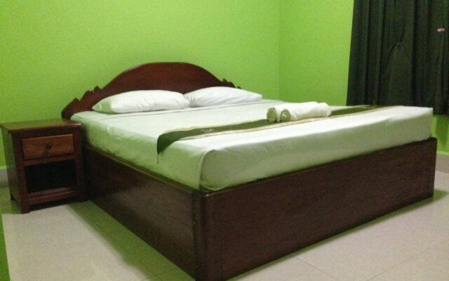 Golden Papaya Guesthouse