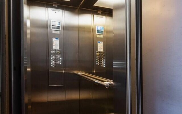 Beautiful View 8floor Loft Apartment in Athina