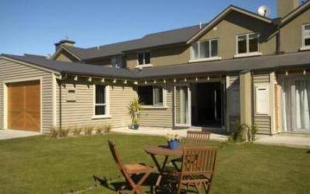 Arrowfield Apartments