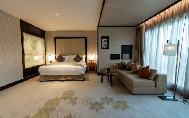 The O Hotel