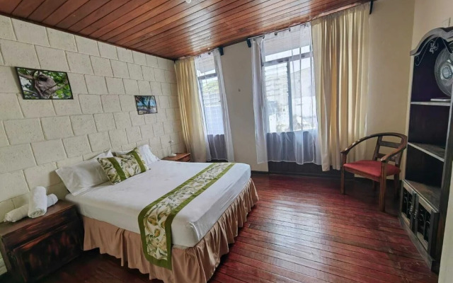 Hotel Casa Tago