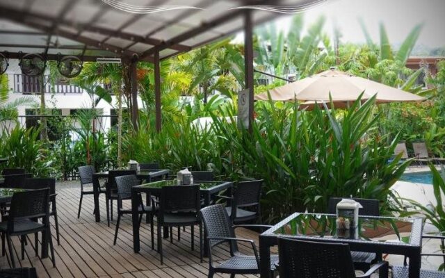 Luxury Sky Penthouses 3-6BR Condo-Hotel at Oceano Jaco