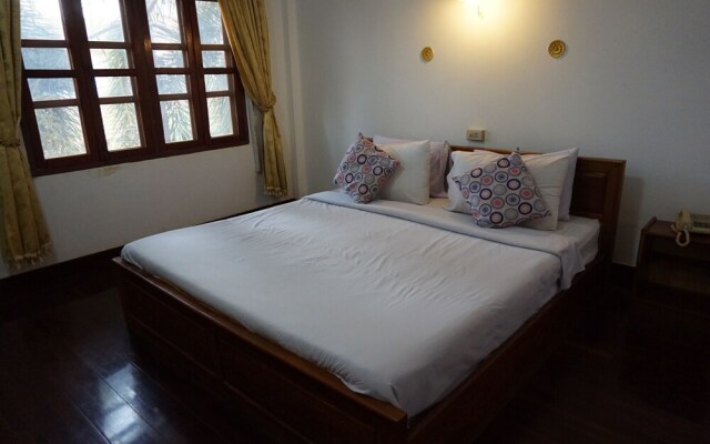 Champa Residence Boutique Green Hotel