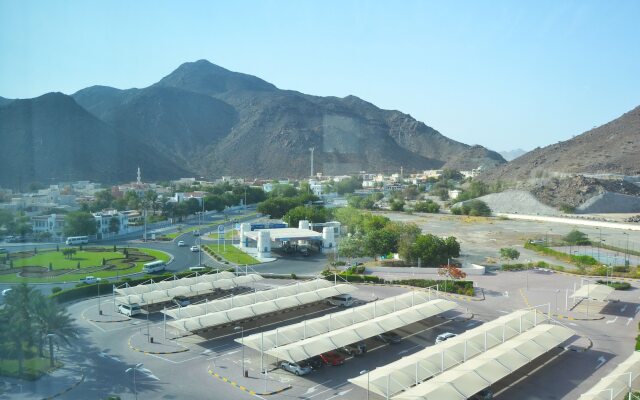 Oceanic Khorfakkan Resort And Spa