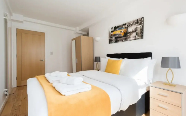 Platinum Apartment next to London Bridge 9995