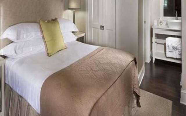 200 Main by Old Edwards Hospitality