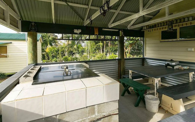 Tiaro Tourist Stopover