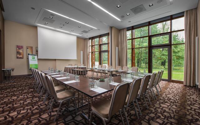 Holiday Inn Resort Warszawa Józefów**** by IHG