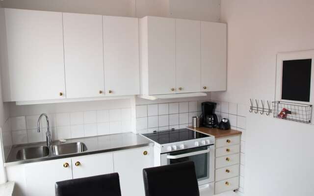 Alyhr Apartments