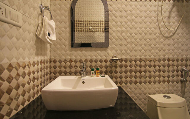 OYO Townhouse 349 Unitech Cyber Park Gurgaon