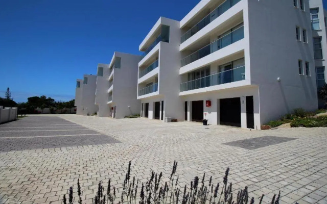 The Bella - 6 Sleeper - Sea Views Pool & Patio