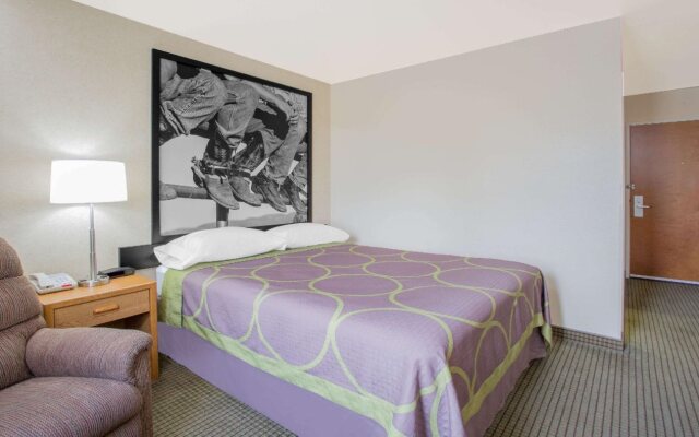 Super 8 by Wyndham Havre