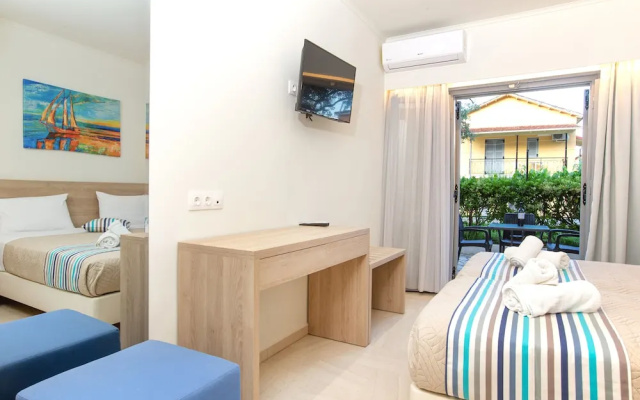 Passas Mare Apartments & Studios