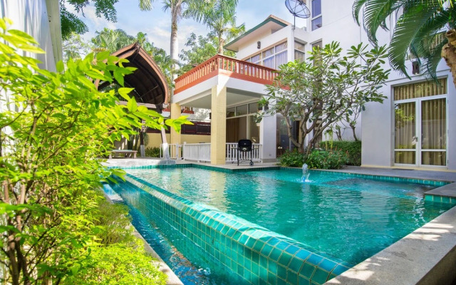 AnB pool villa in Pattaya