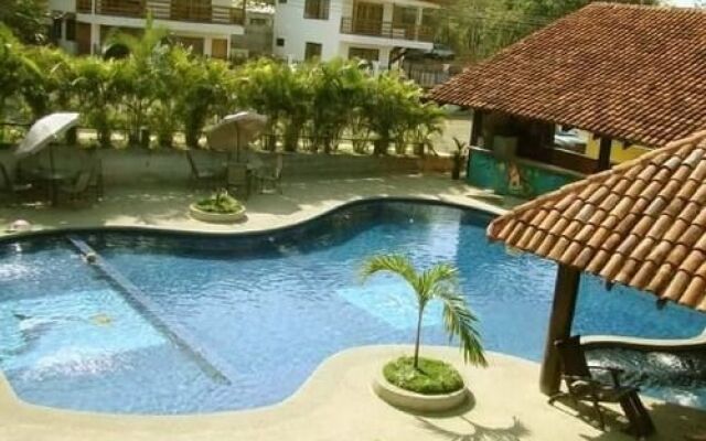 Hotel Palmeras Carrillo Beach