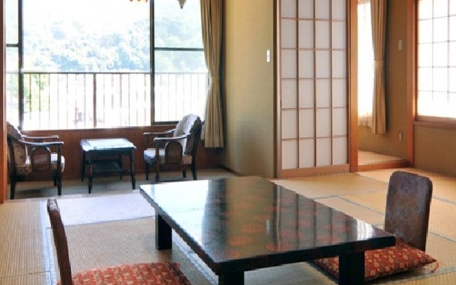 Yushinro Yamahei – Guest Rooms – Ito