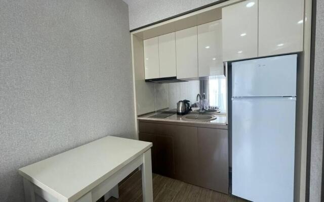 Leo Group Luxury Apartment 1834 Alliance Palace