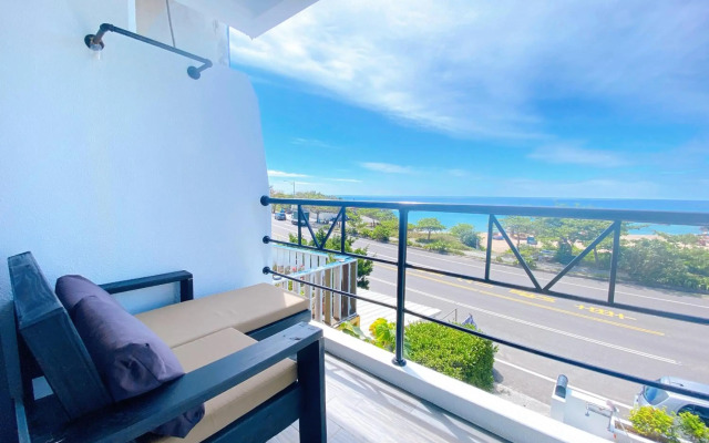 Minimi Inn - SailRock Beach House