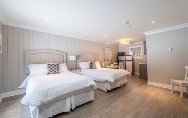 Somerset Lakeside Resort