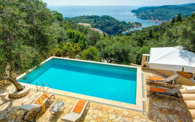 Anastasia Villa - Timeless Elegant Sanctuary With Panoramic Views