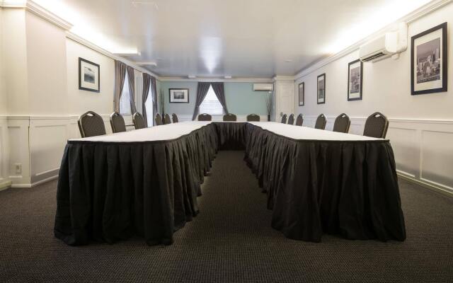 Shadyside Inn All Suites Hotel