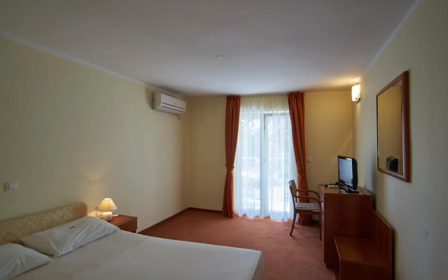 Hotel Vila Ružica- glavna zgrada i depandanse