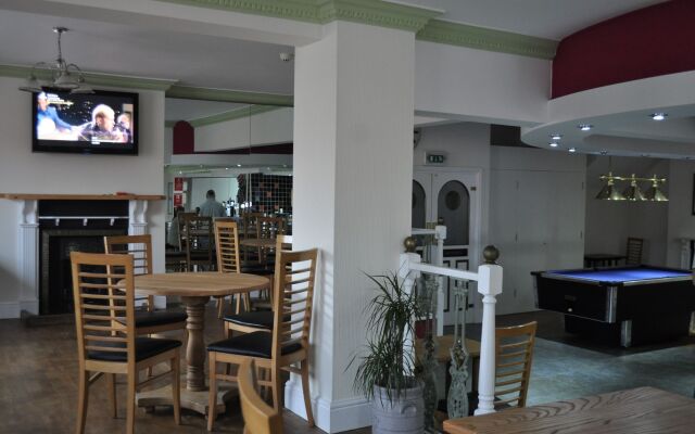 The Fair Green Hotel