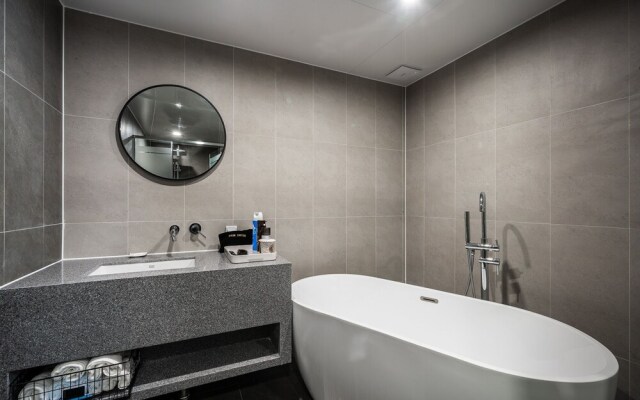 Ulsan Samsan Hotel Le Idea