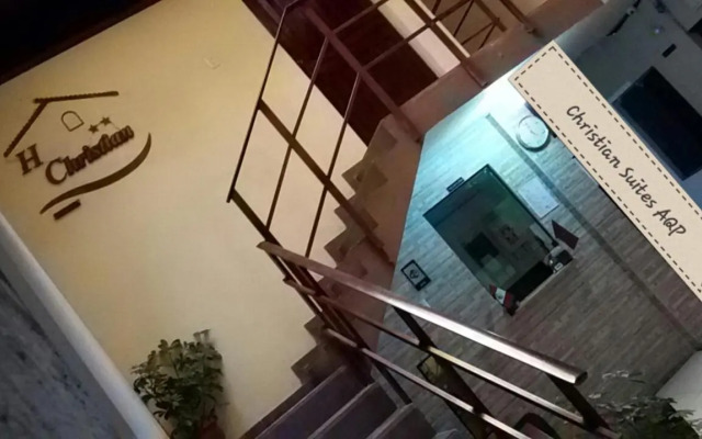 Christian Suites AQP