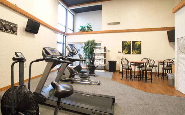 Greenstay Hotel & Suites