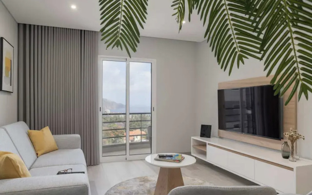 Funchal Holidays, sea View - Barreiros III