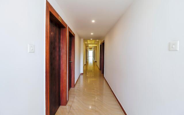 Capital O 71598 Sai Arya Residency