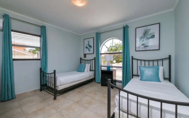Stylish Villa, Private Pool, Bbq, Privacy