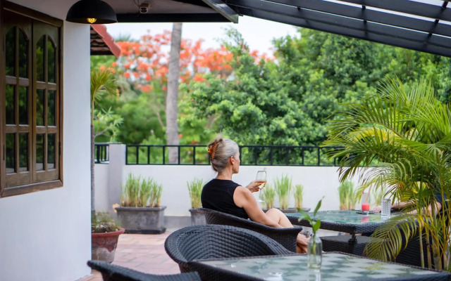 River Retreat Boutique Hotel