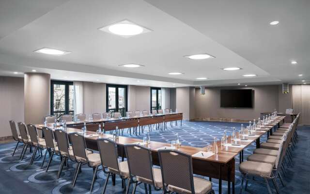 DoubleTree by Hilton Istanbul Gayrettepe