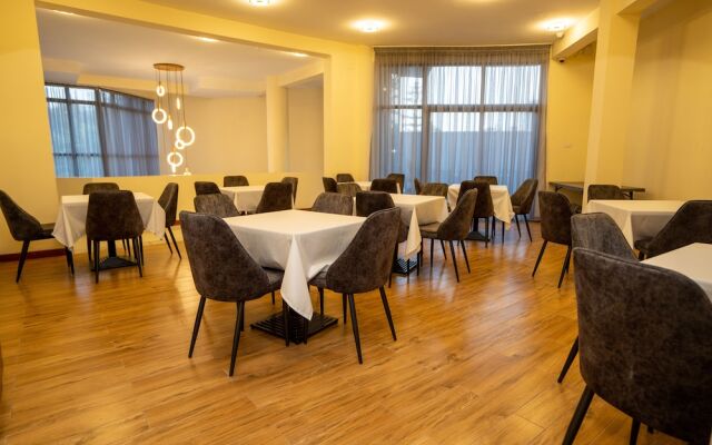 Hagere Apartment Hotel