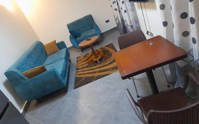 Strategically located apartment 2