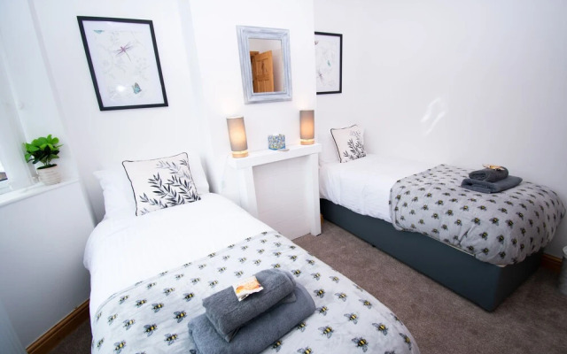 Ideal Lodgings in Bury - Redvales