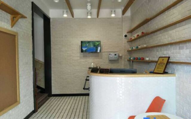 UMYouXuan Gaoxing Hotel (Shanghai Lianhua South Road)