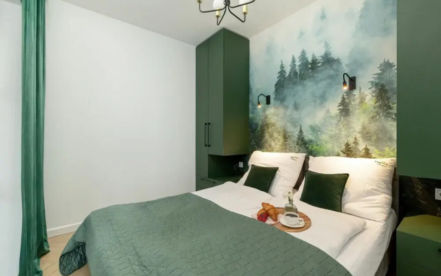 Apartment in Dziwnow With River View & Spa